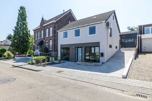 Foto - Verkocht onder voorbehoud: Ruime en veelzijdige vrijstaande woning met 173 m² woonoppervlakte,  extra leefverdieping, 3 slaapkamers (mogelijkheid tot 4), 2 badkamers, royaal bijgebouw en tuin op het zuidoosten in Hulsberg
